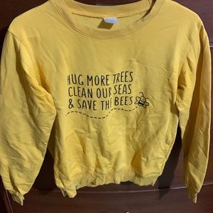 Yellow long sleeve shirt/sweatshirt